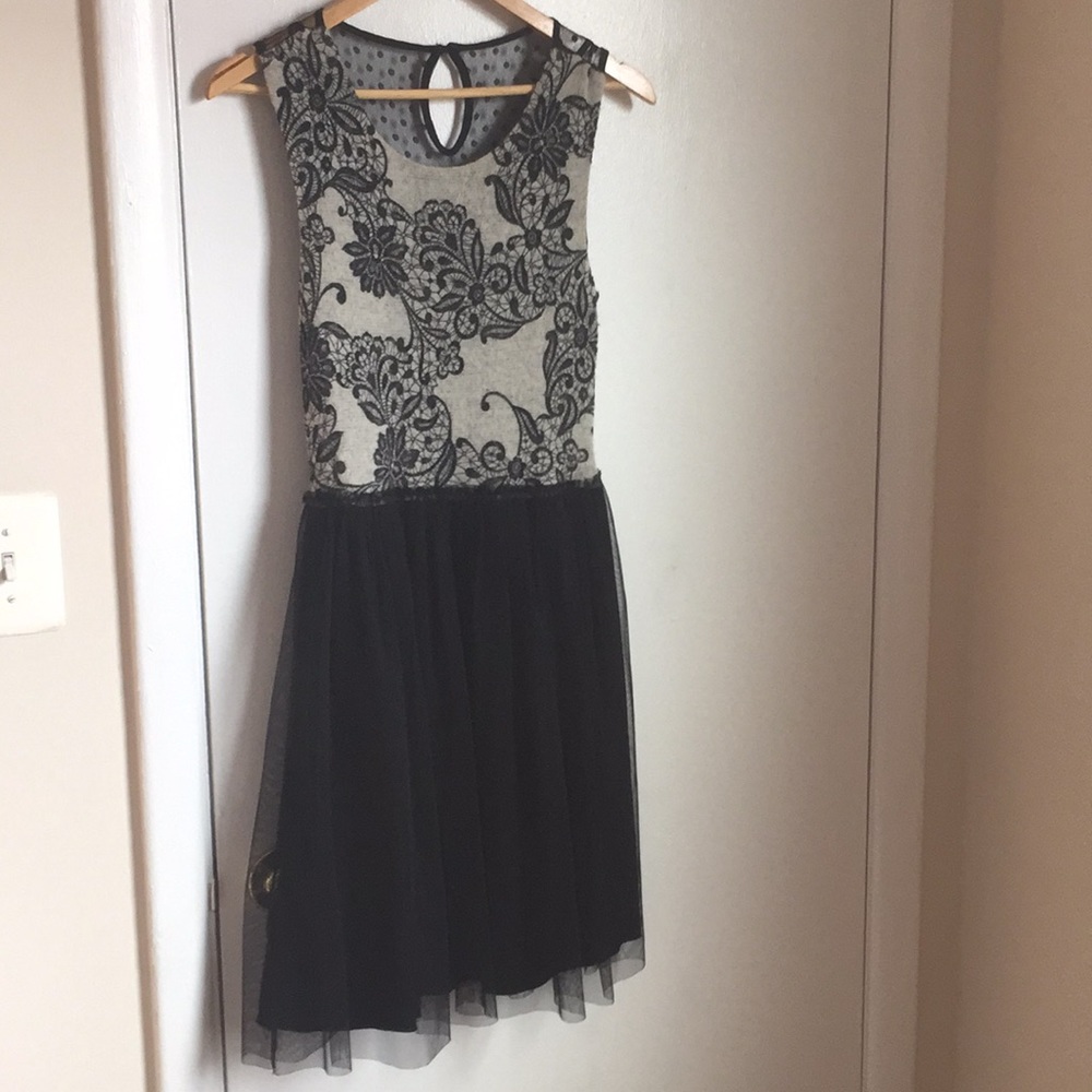 Anthropologie Sparrow dress with black tulle skirt